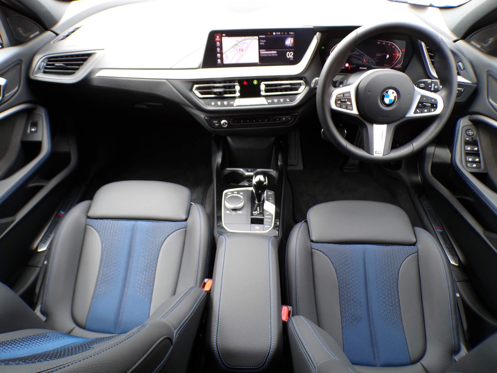 BMW 1 Series Image 12