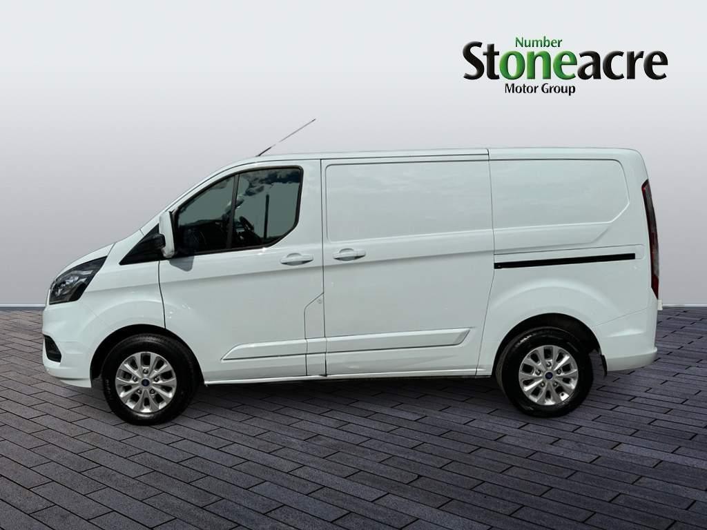 Ford Transit Custom Image 6