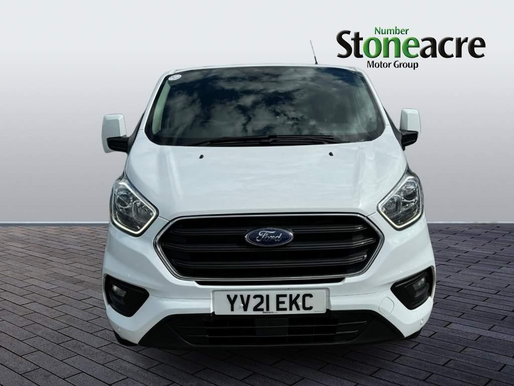 Ford Transit Custom Image 8