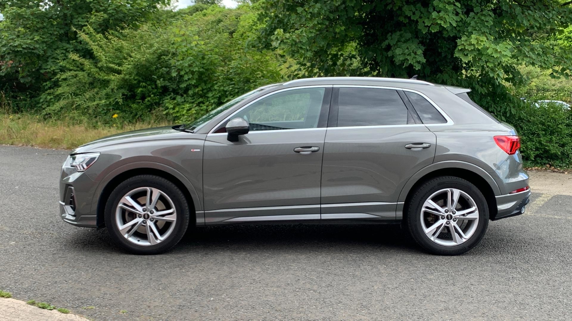 Audi Q3 Image 8