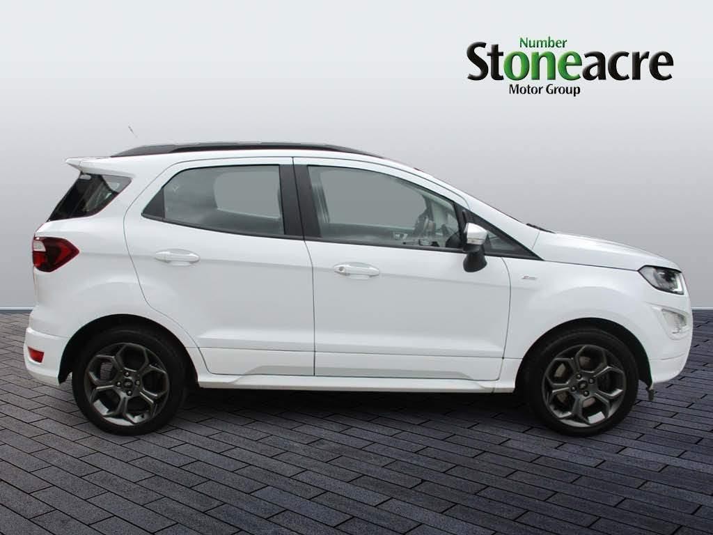 Ford EcoSport Image 2