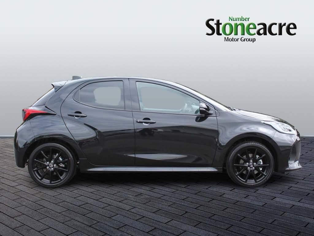 Mazda Mazda2 HYBRID Image 2