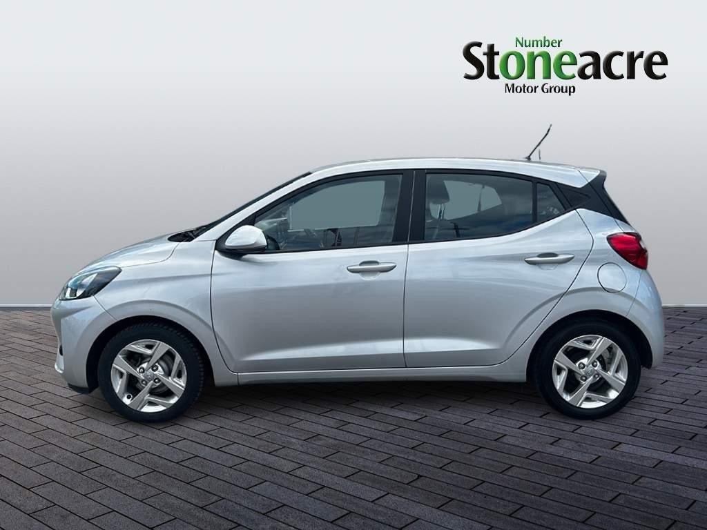 Hyundai i10 Image 8