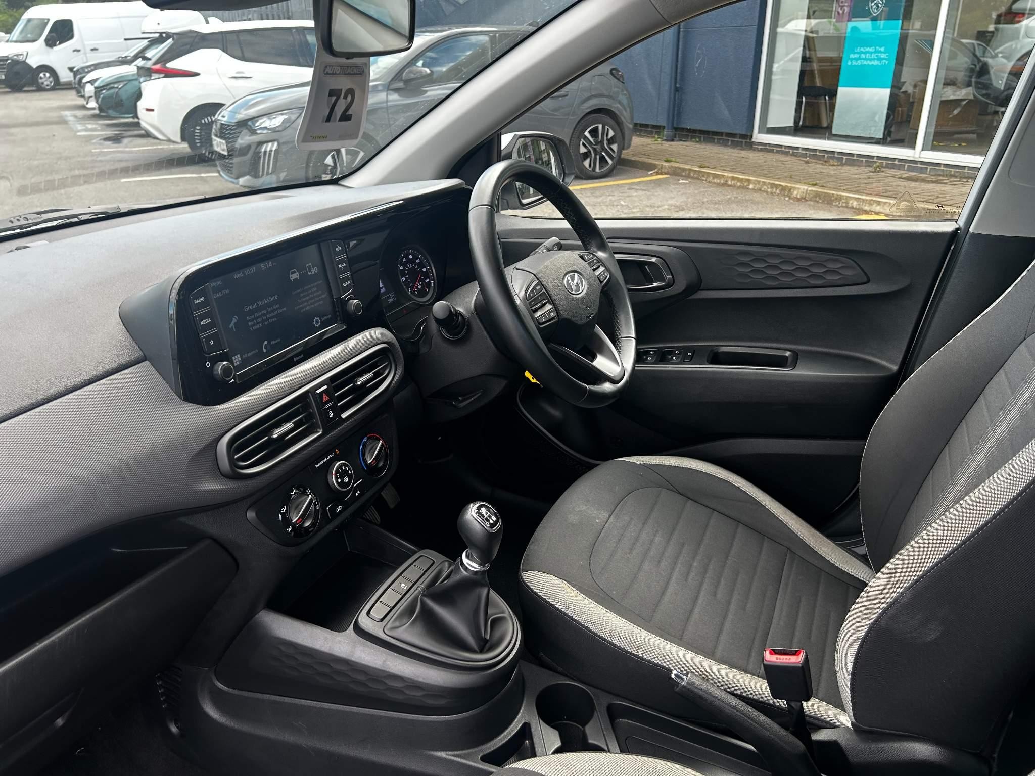 Hyundai i10 Image 11