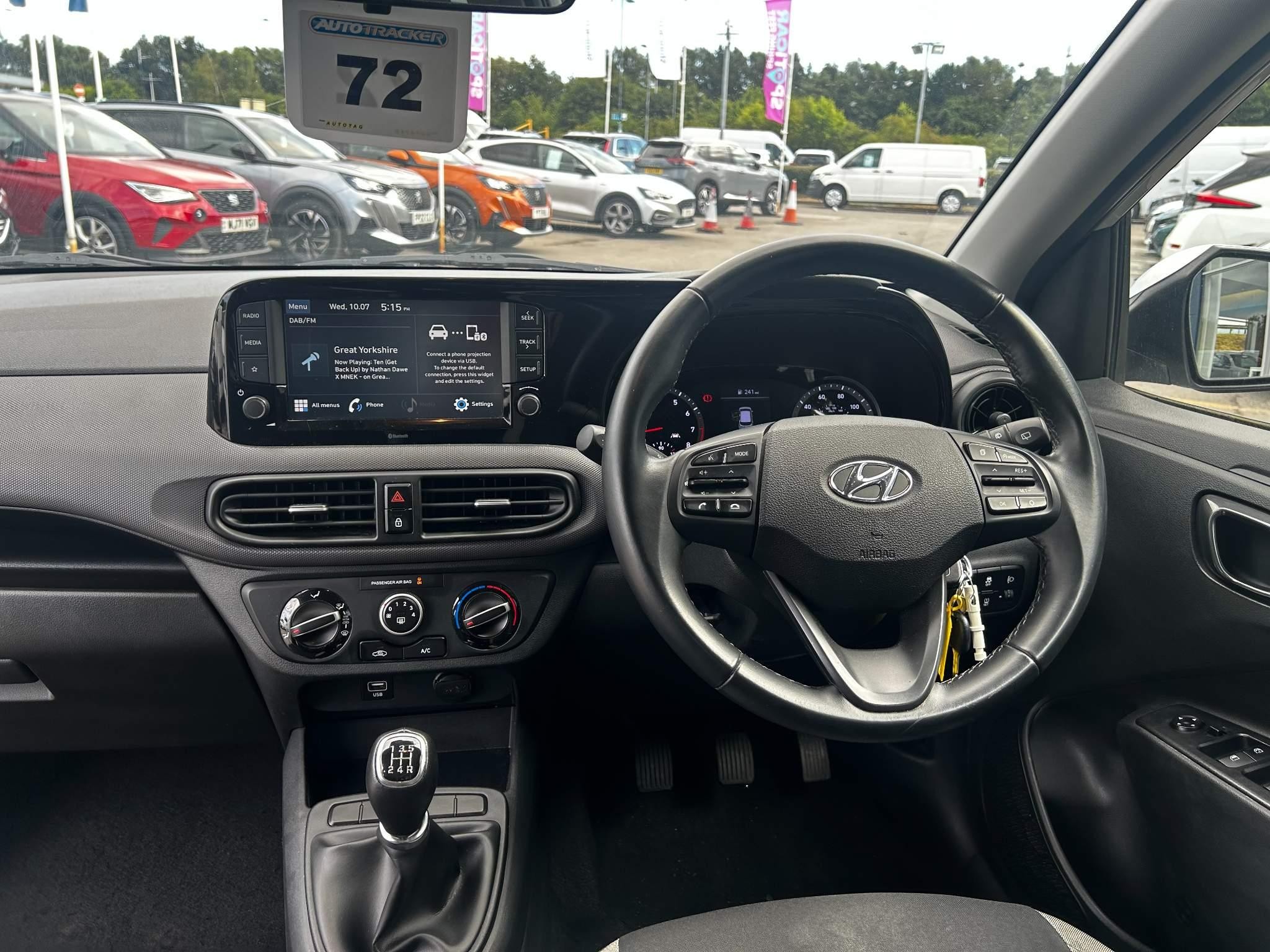 Hyundai i10 Image 13