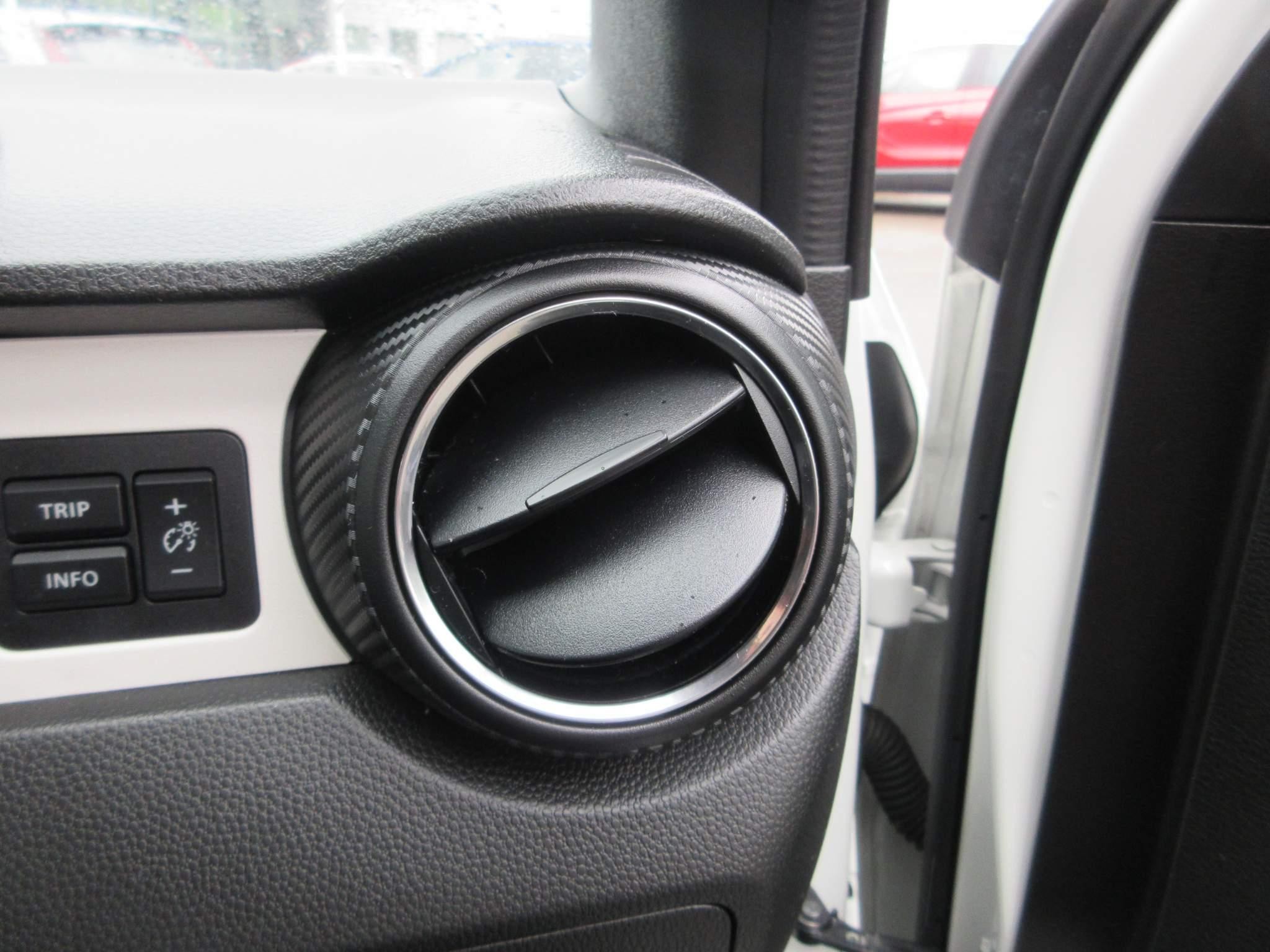 Suzuki Ignis Image 32