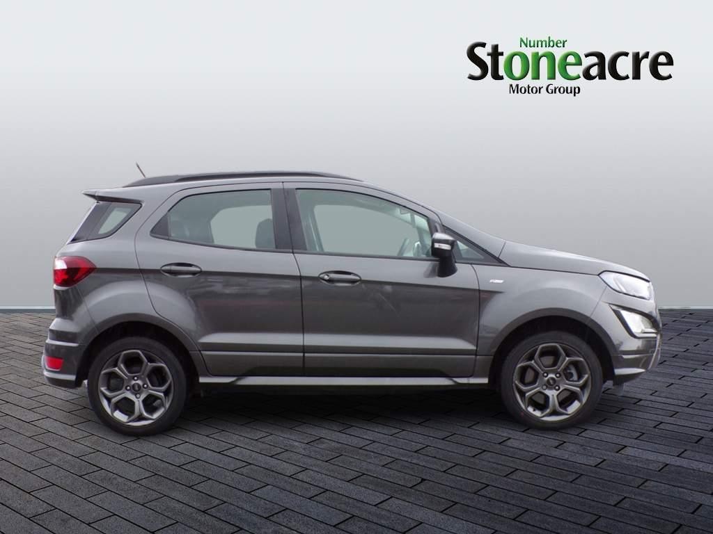 Ford EcoSport Image 2