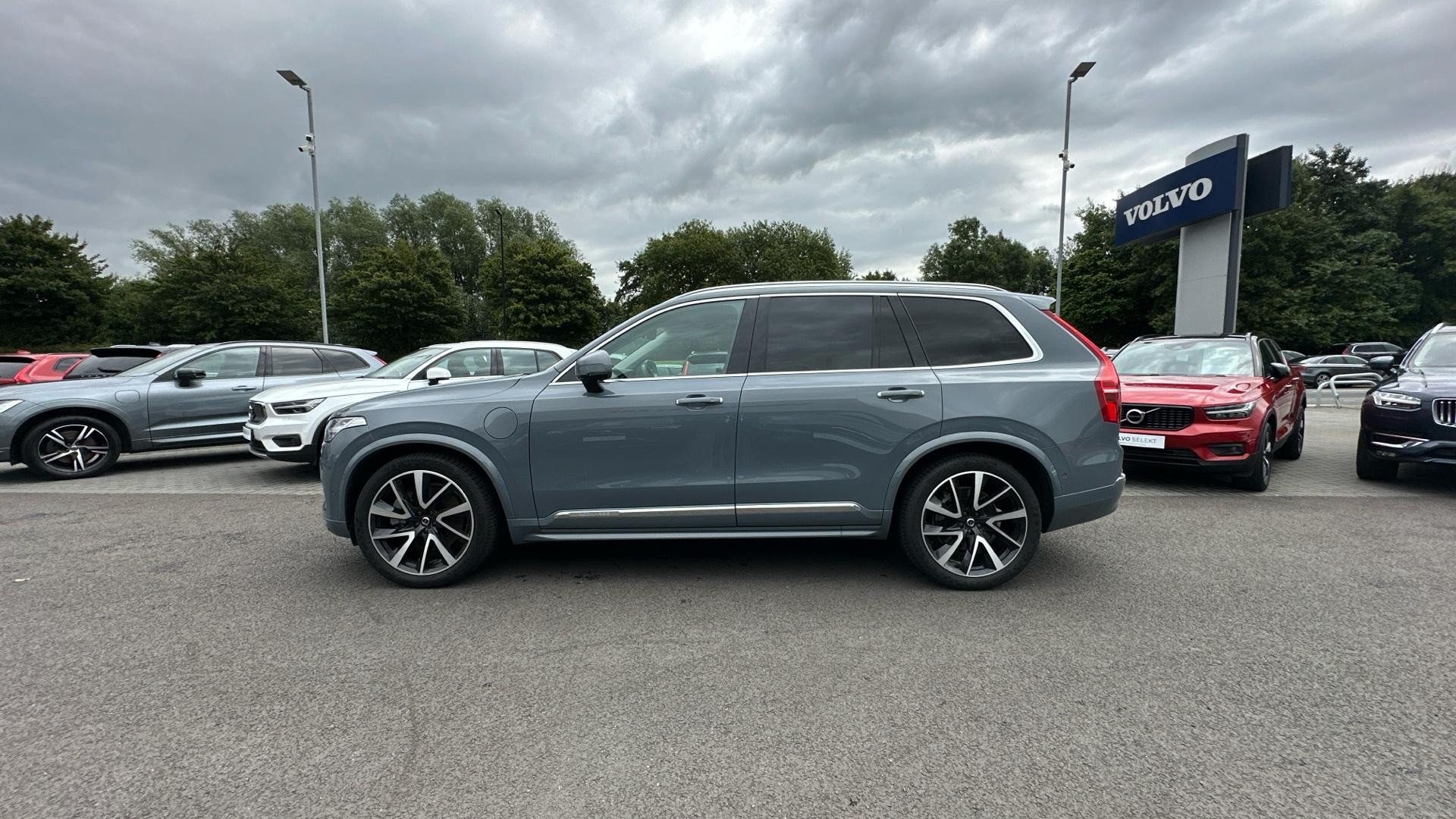 Volvo XC90 Image 9