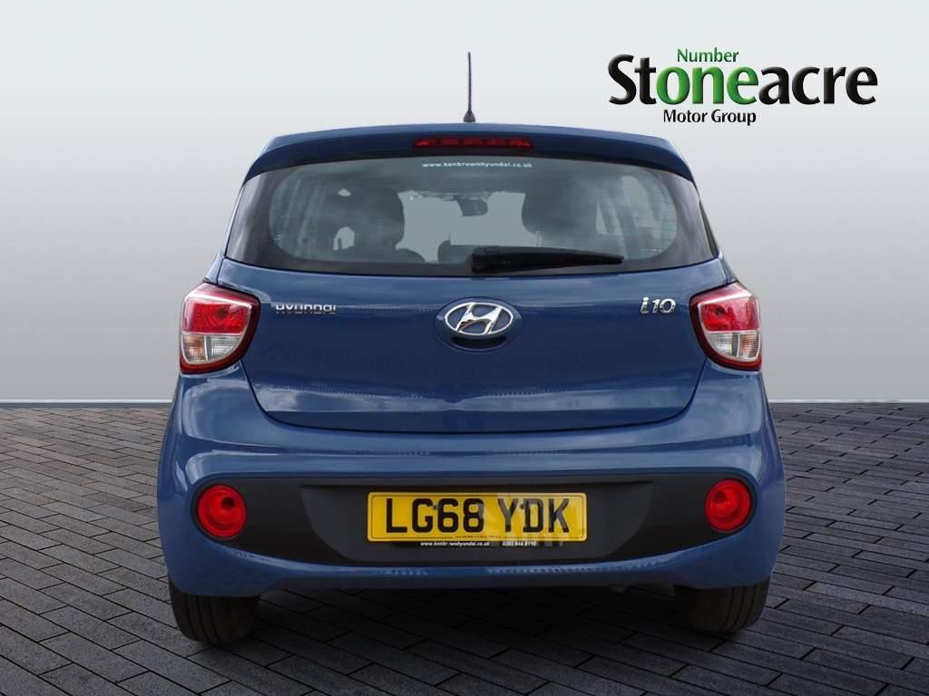 Hyundai i10 Image 4