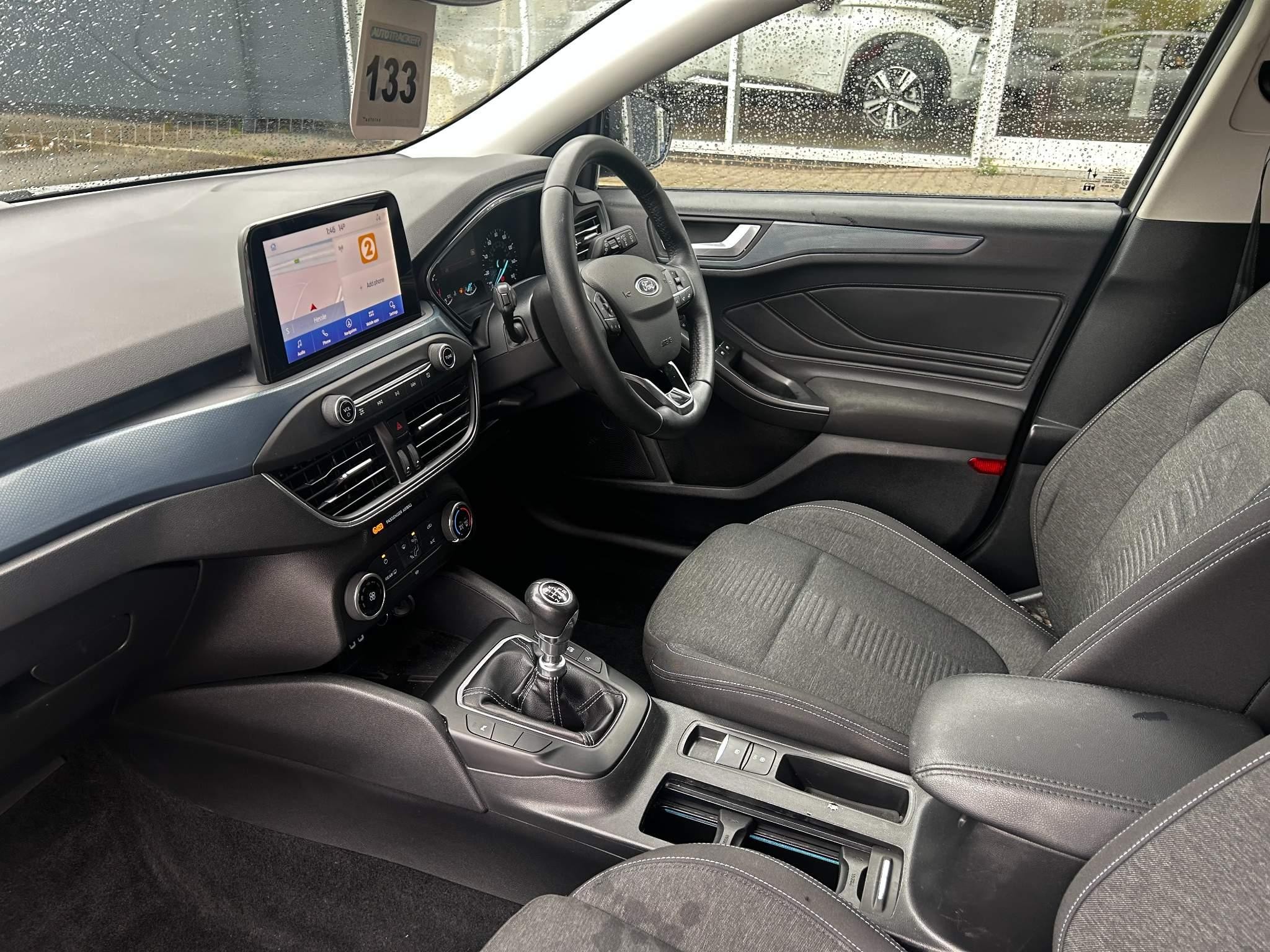 Ford Focus Image 10