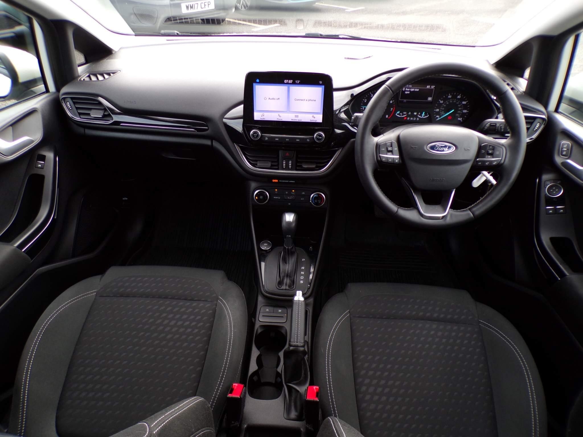 Ford Fiesta Image 15