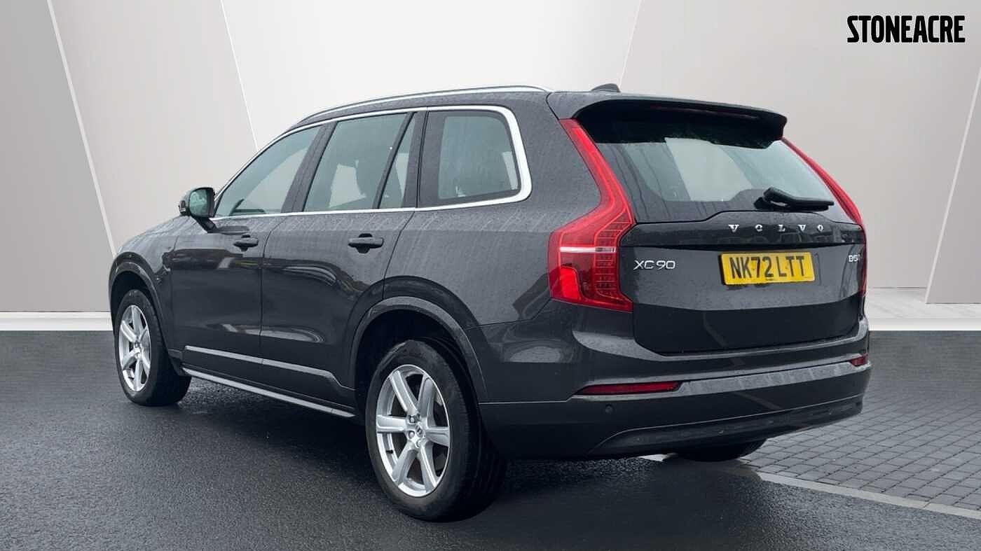 Volvo XC90 Image 2