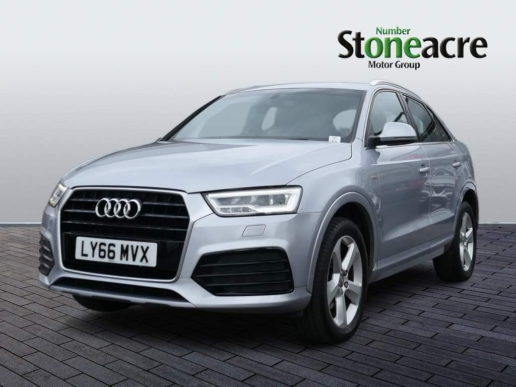 Audi Q3 Image 6