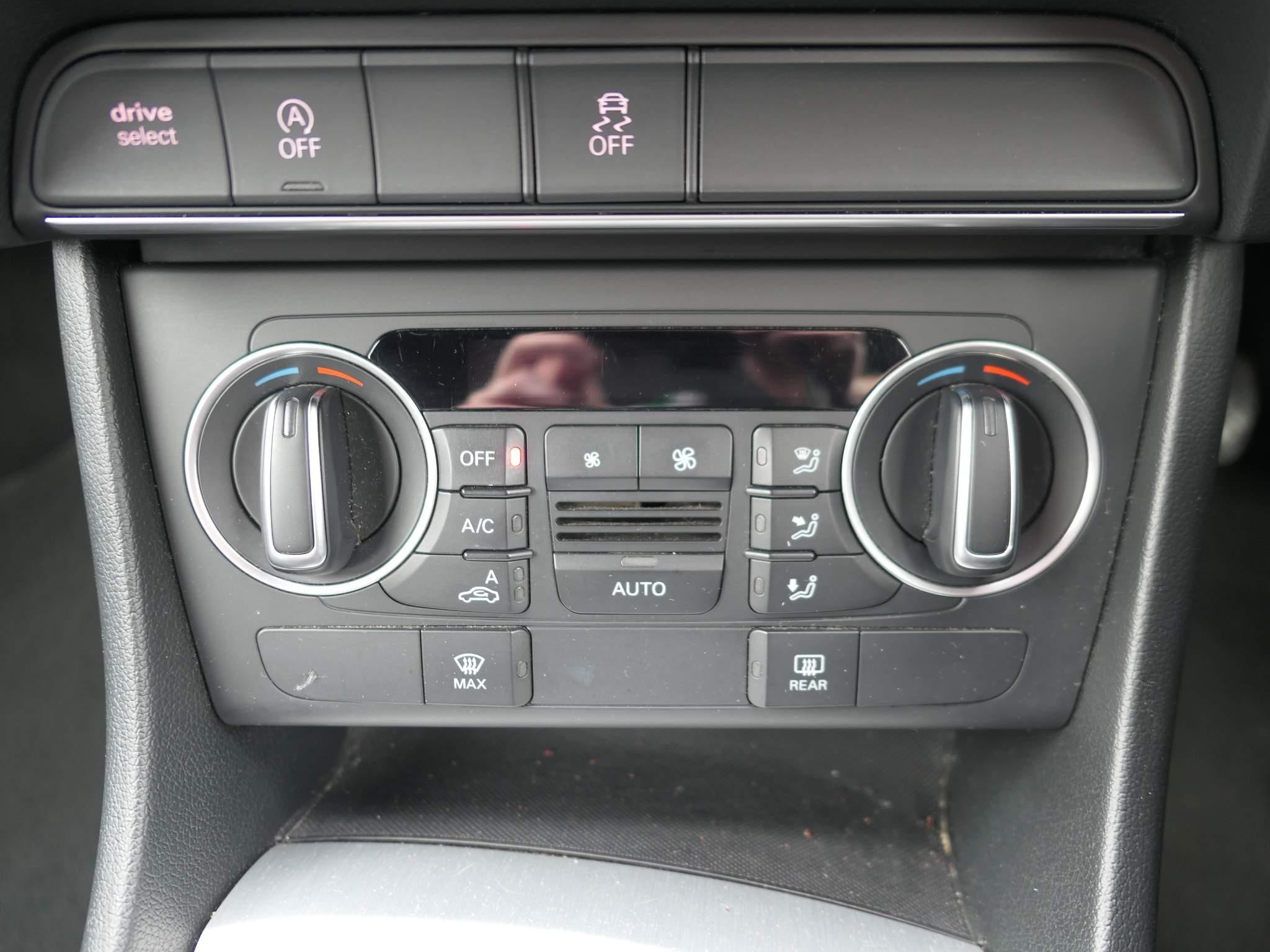 Audi Q3 Image 19