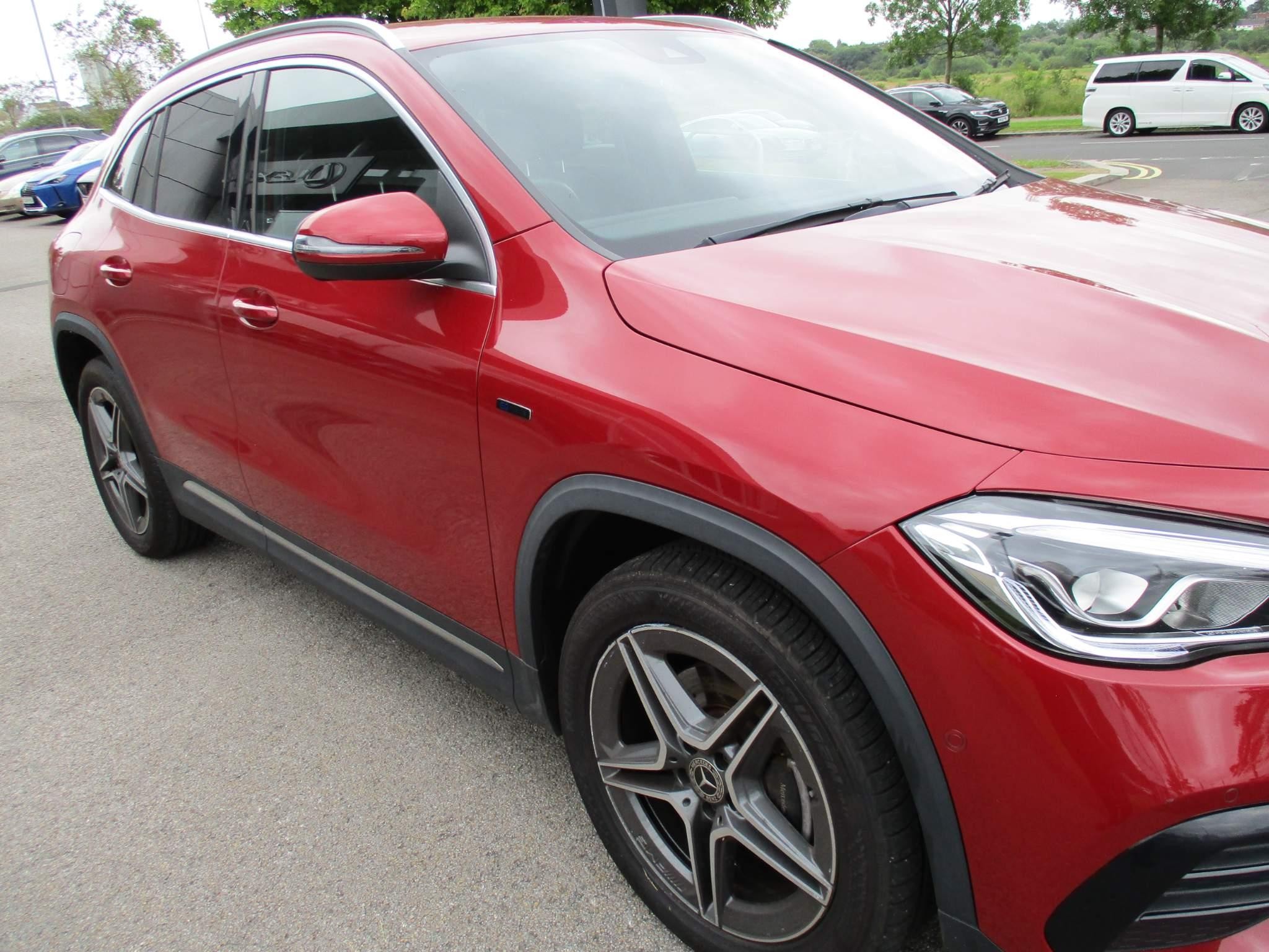 Mercedes-Benz GLA Image 39