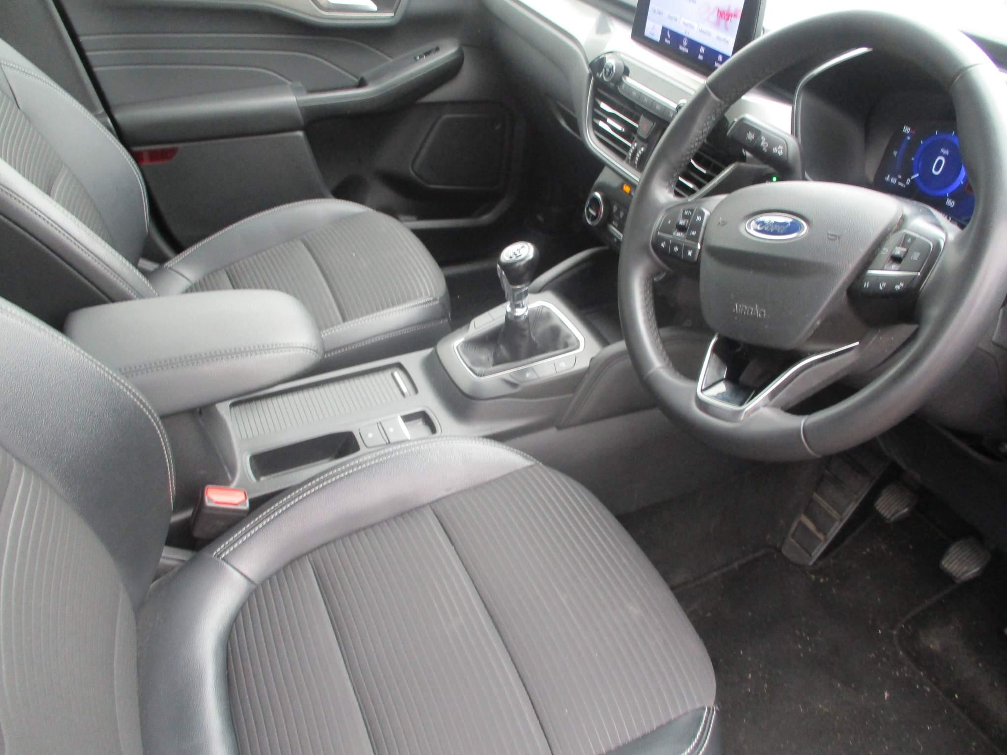 Ford Kuga Image 10