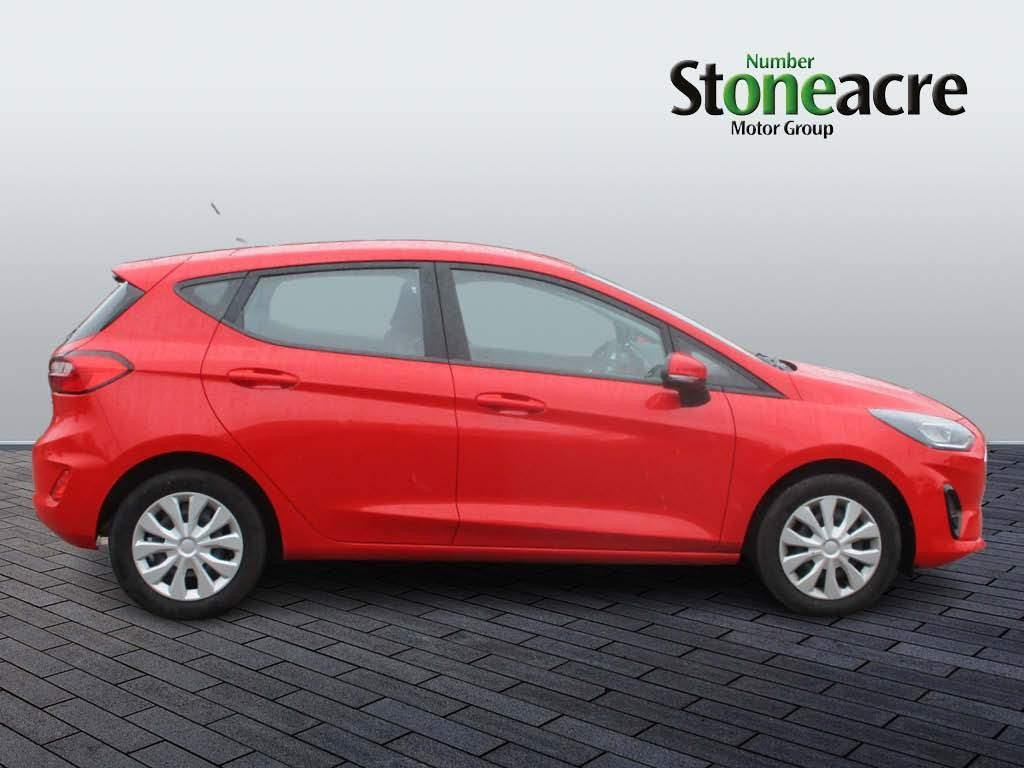 Ford Fiesta Image 2