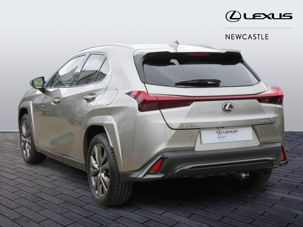 Lexus UX Image 7