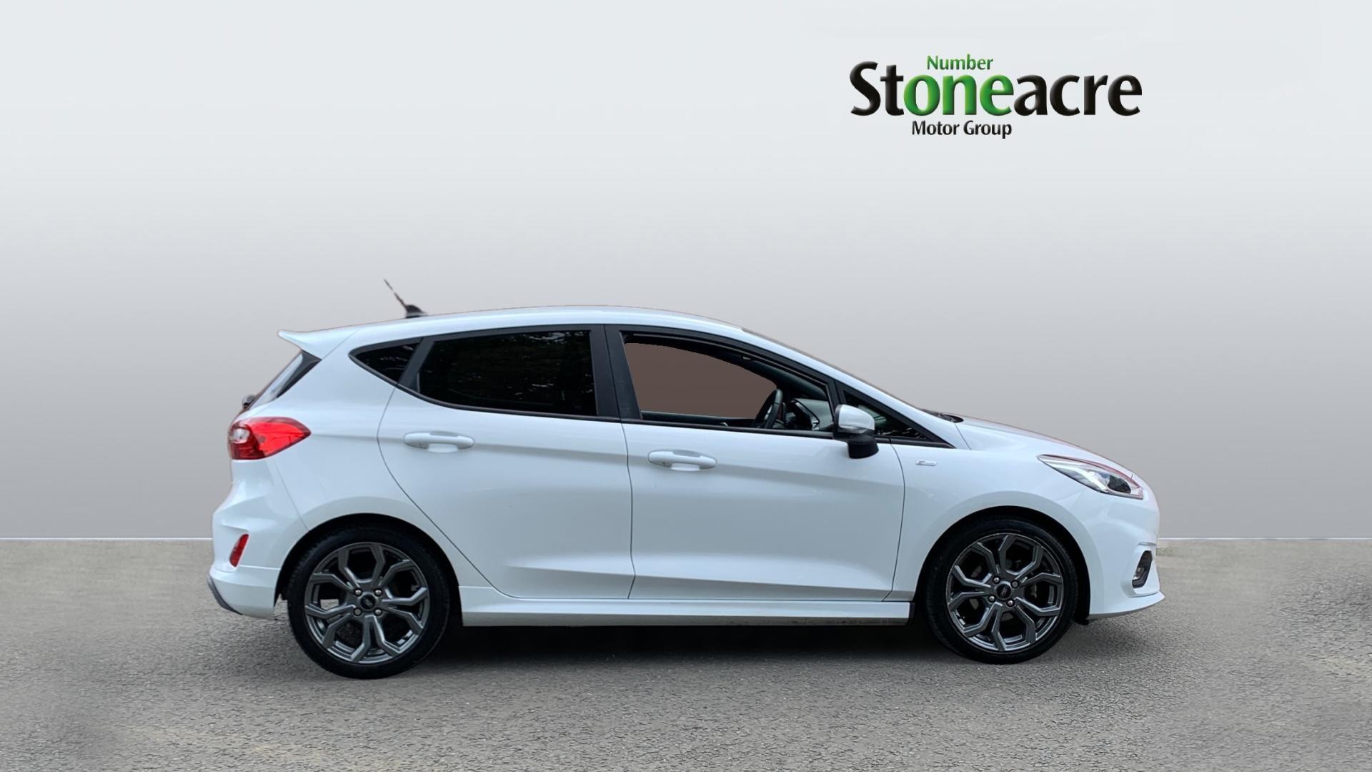 Ford Fiesta Image 3