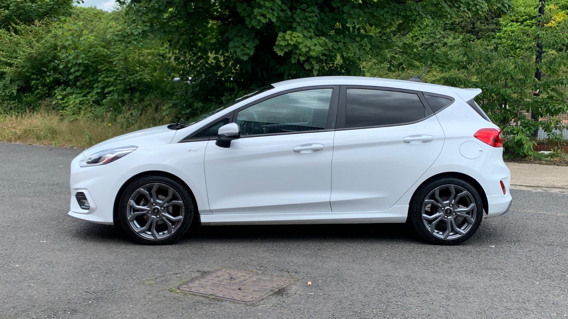 Ford Fiesta Image 8