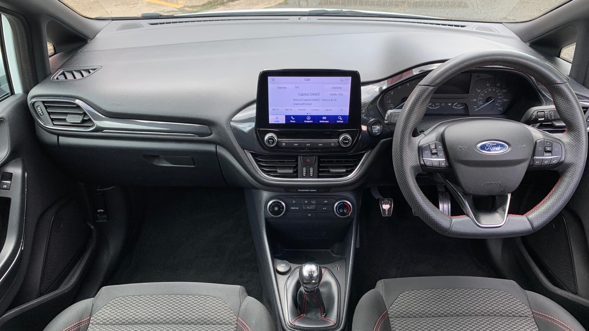 Ford Fiesta Image 20