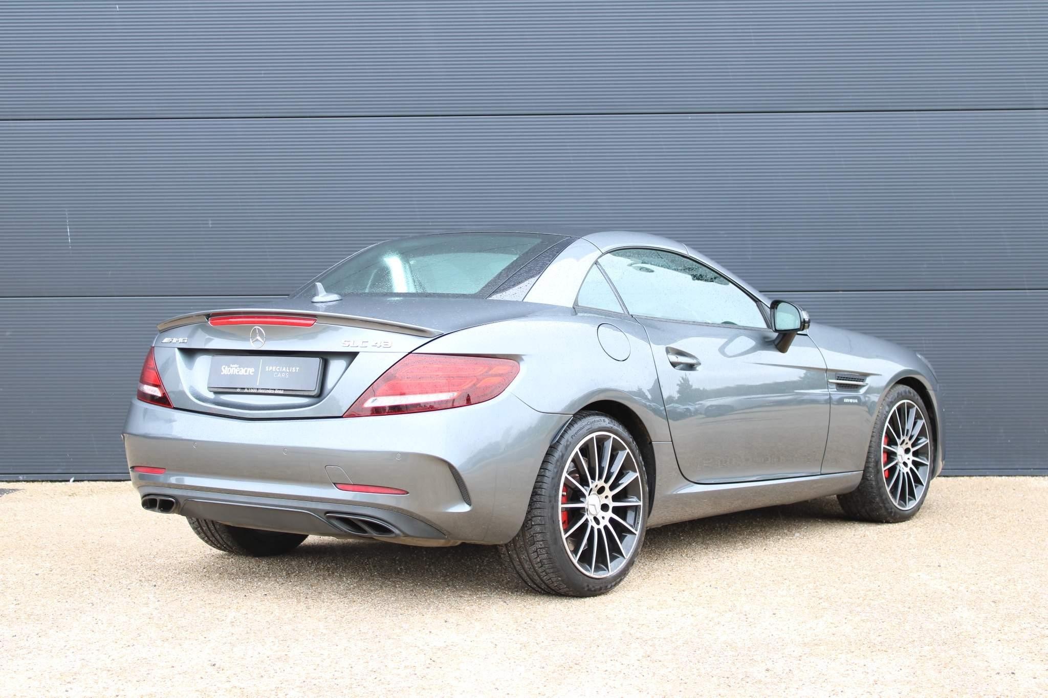 Mercedes-Benz SLC Image 21