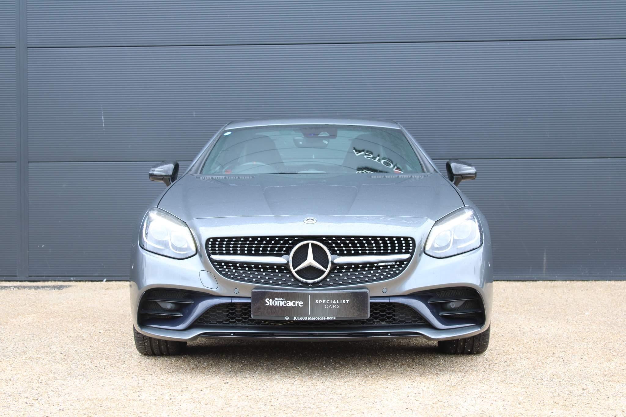 Mercedes-Benz SLC Image 26