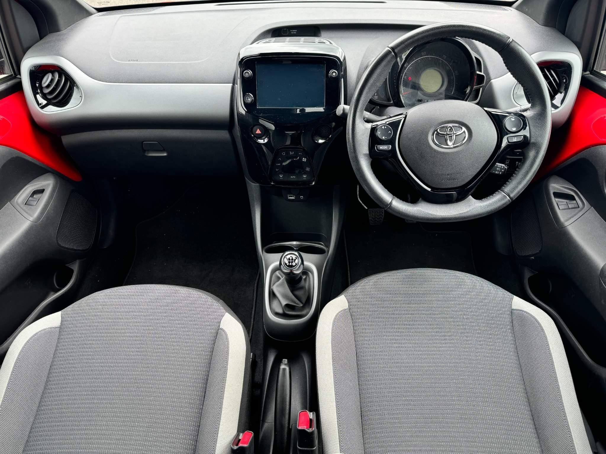 Toyota Aygo Image 15