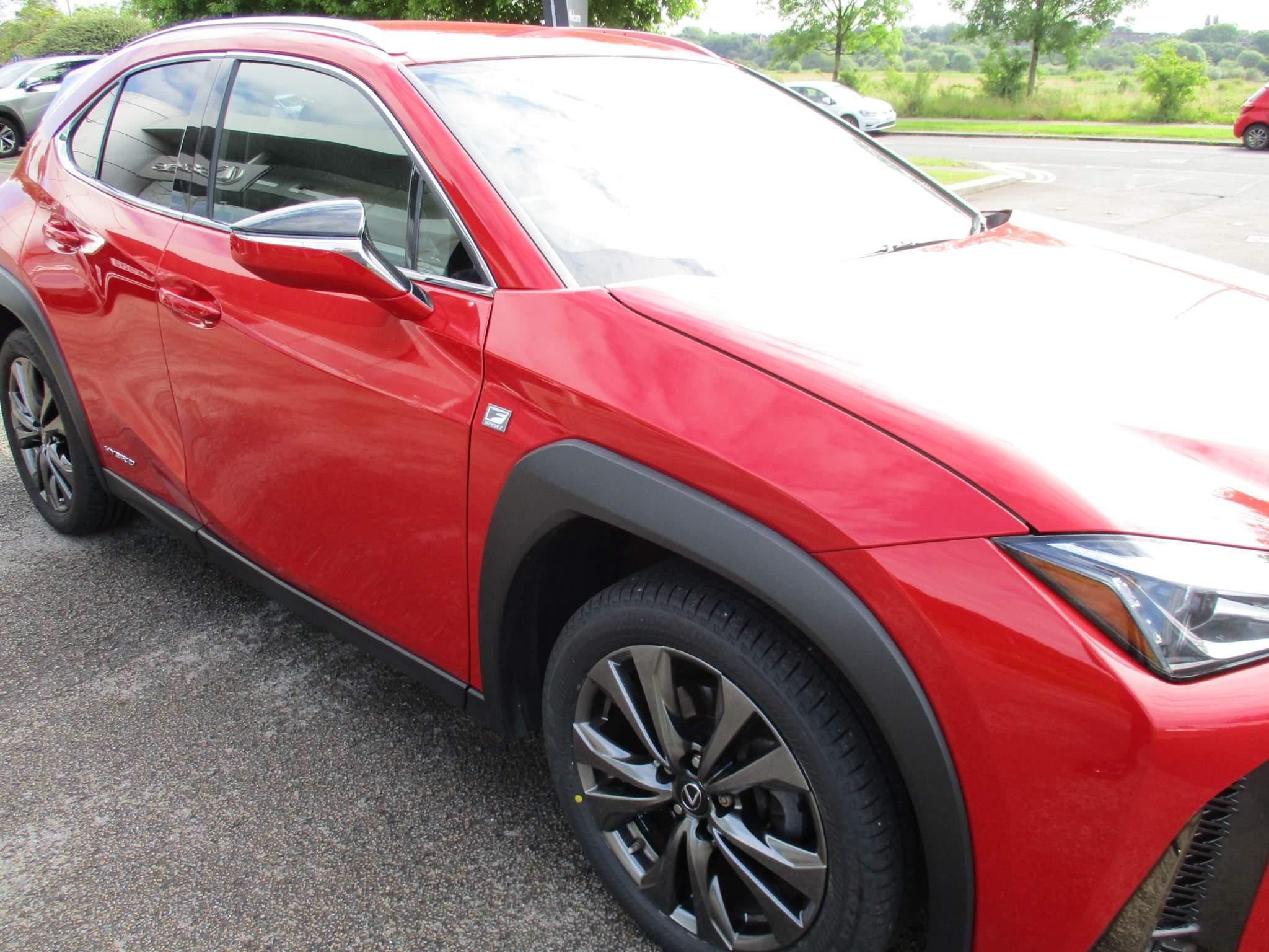 Lexus UX Image 38