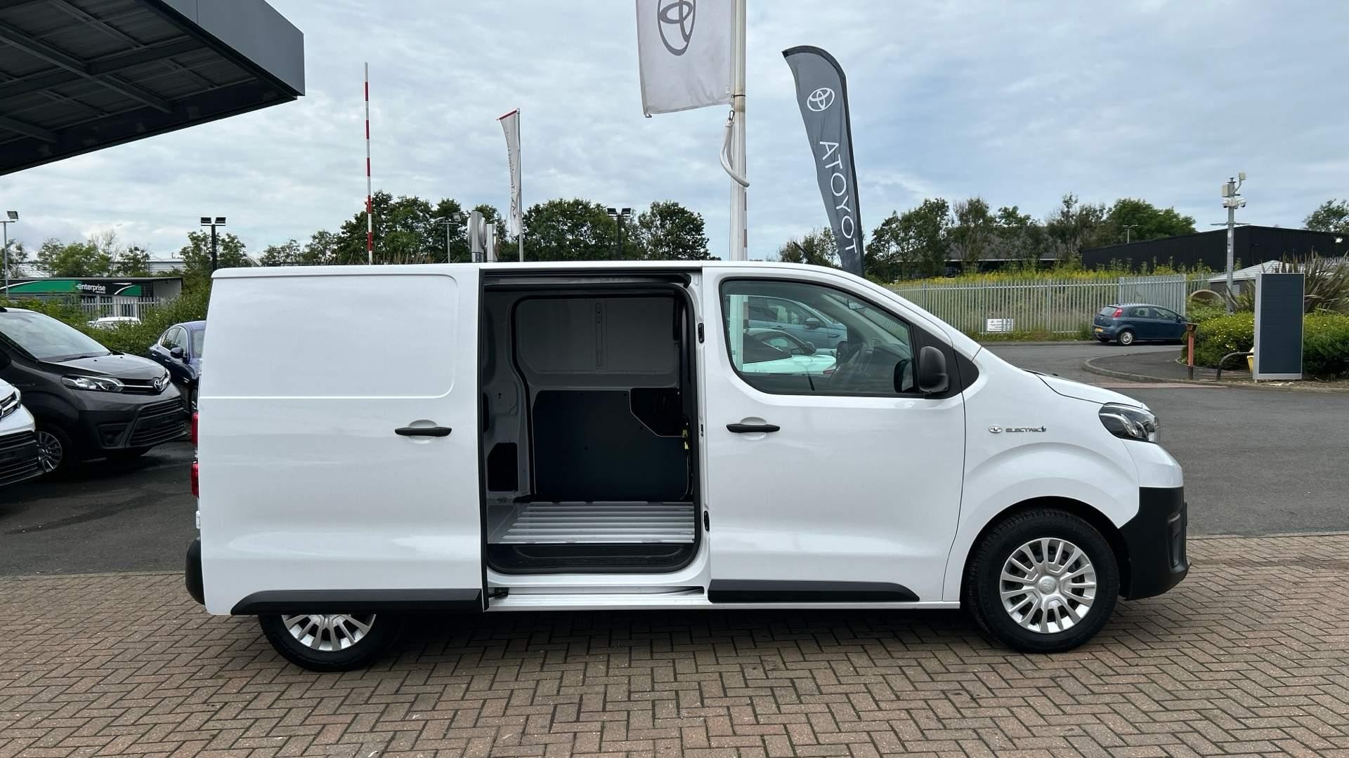 Toyota Proace Image 21