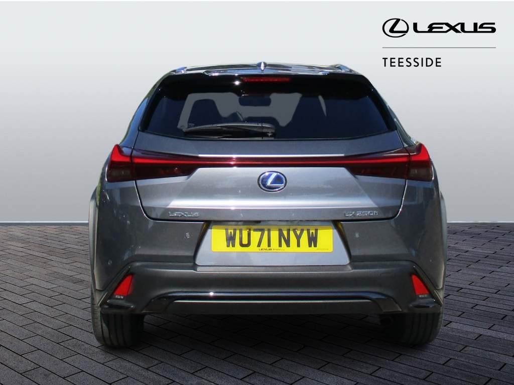 Lexus UX Image 6