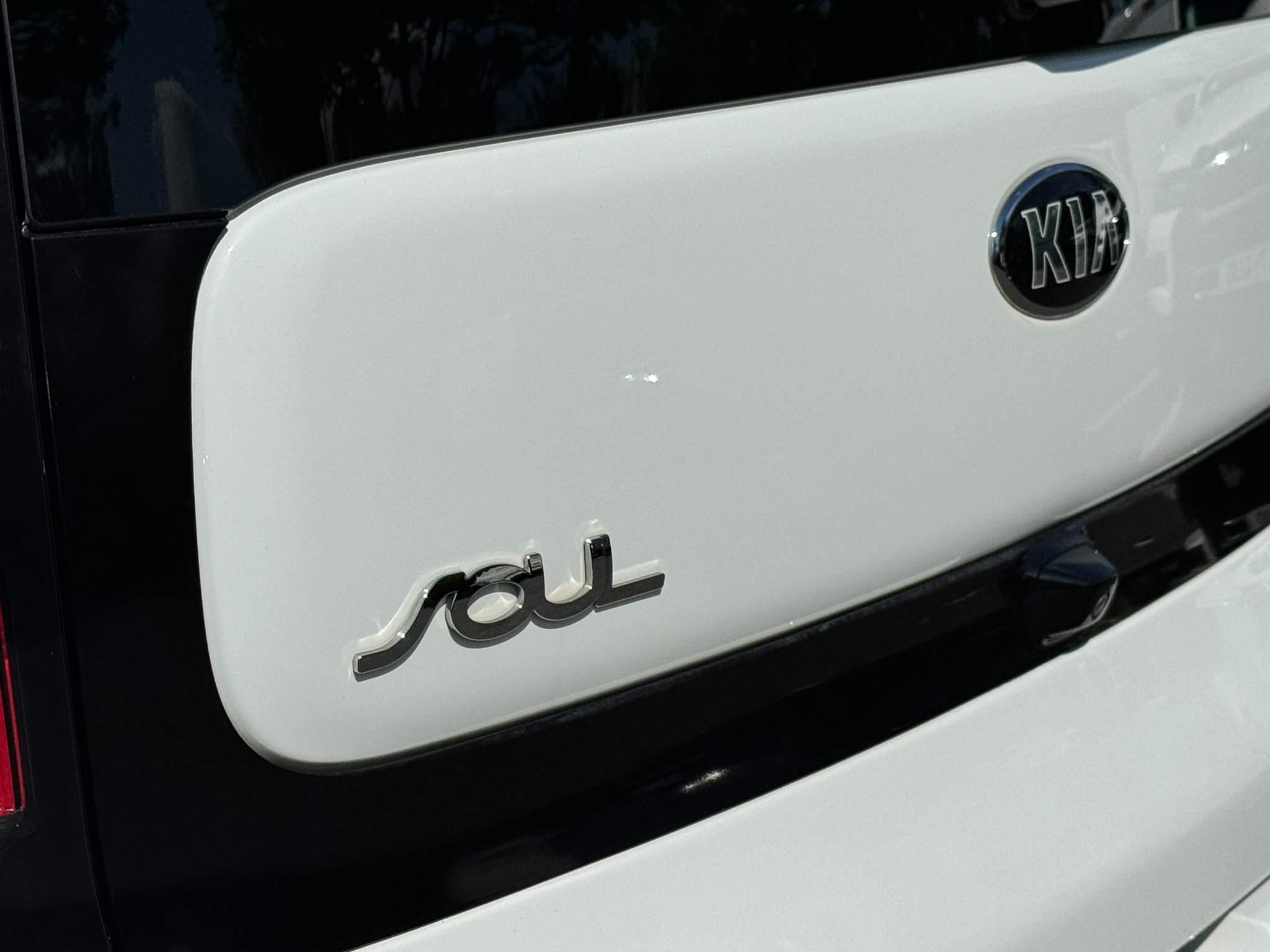 Kia Soul Image 10