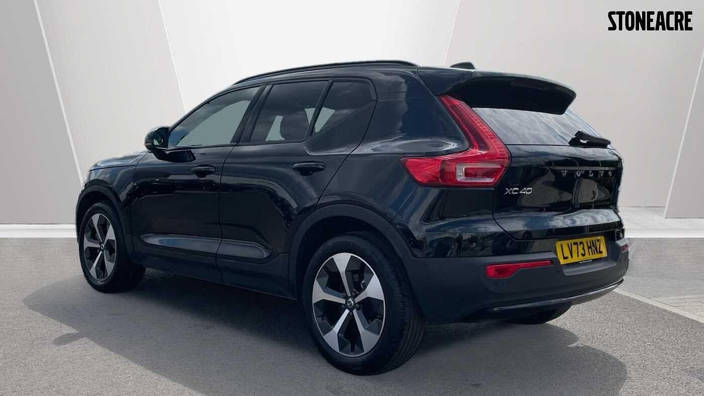 Volvo XC40 Image 2