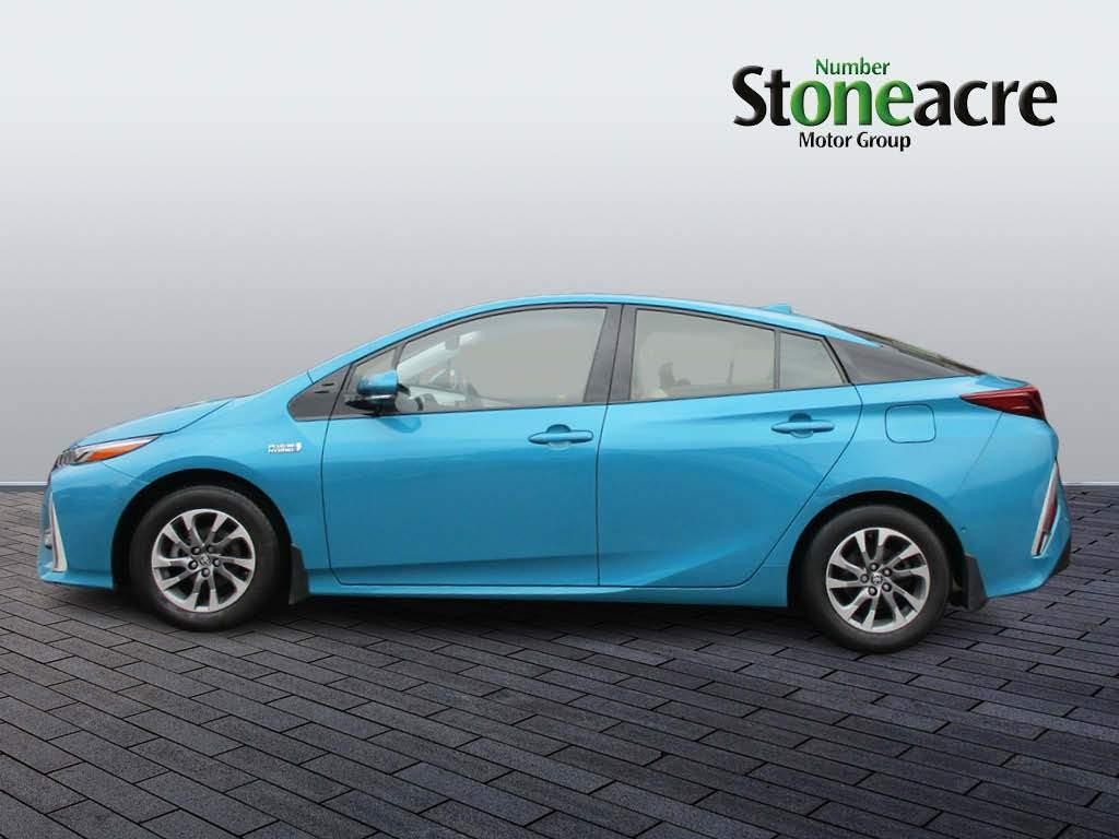 Toyota Prius Image 6