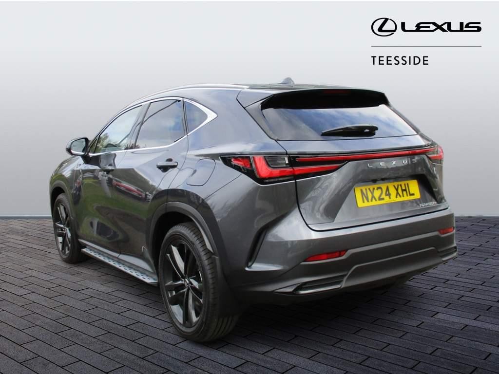 Lexus NX Plug-in Hybrid Image 7