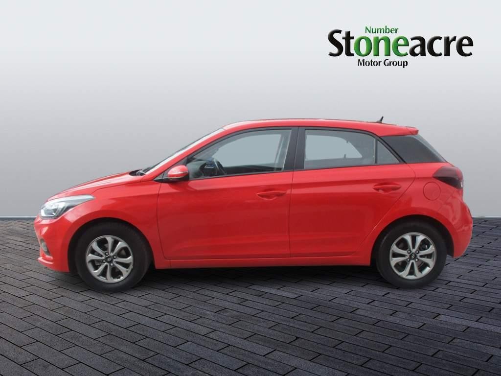 Hyundai i20 Image 6