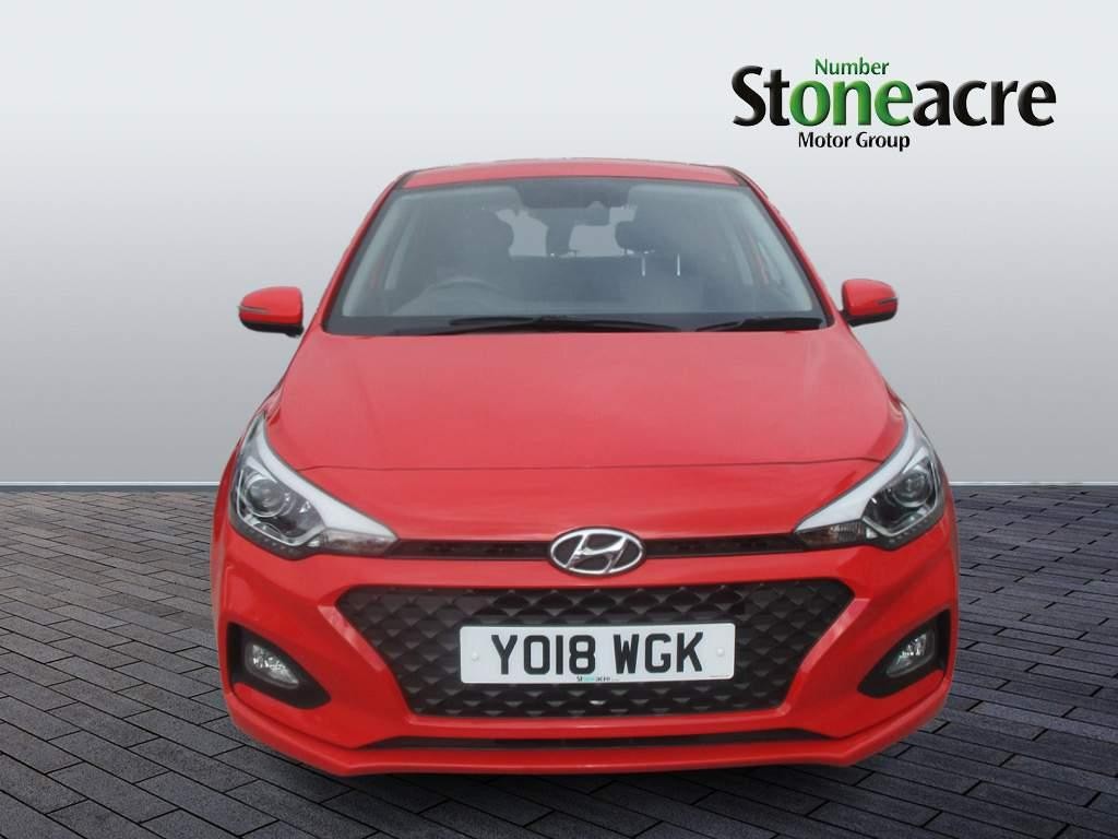 Hyundai i20 Image 8