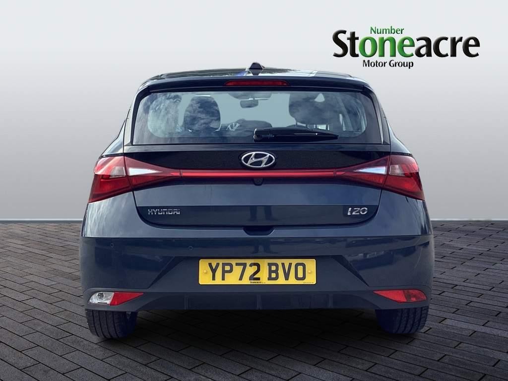 Hyundai i20 Image 2