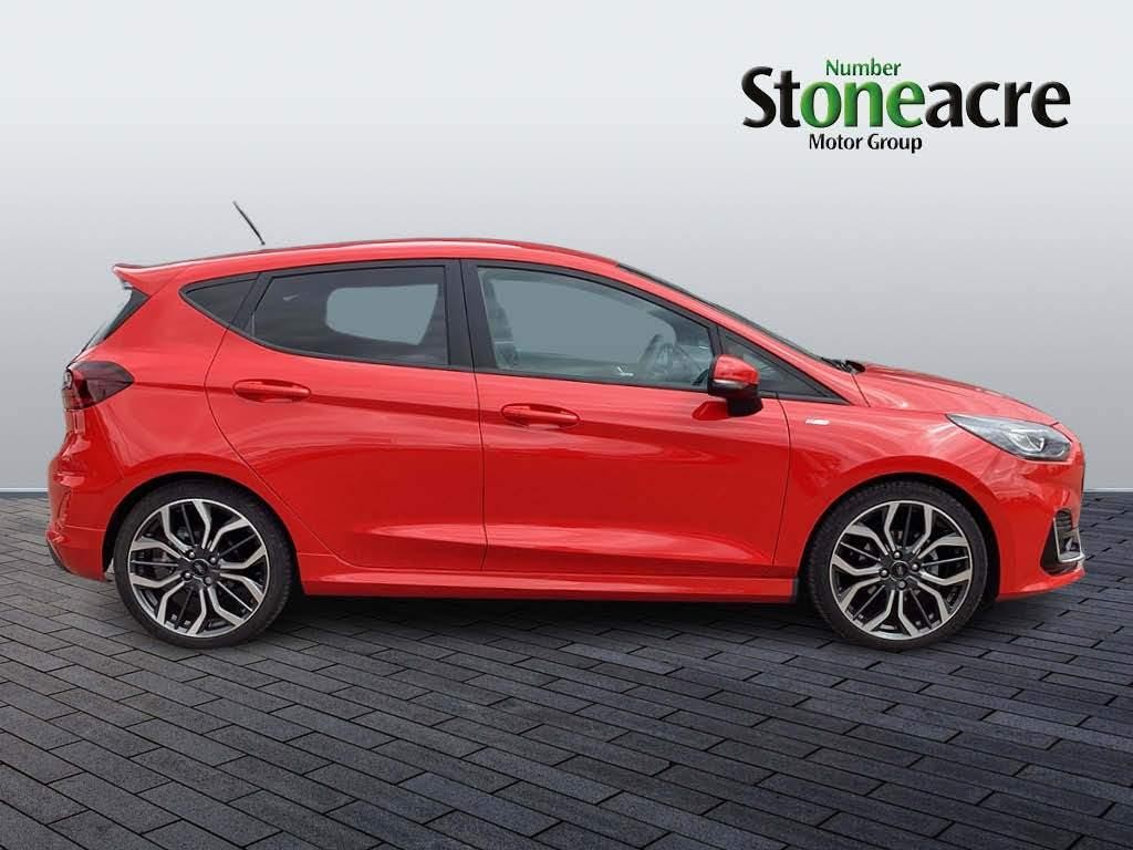 Ford Fiesta Image 2