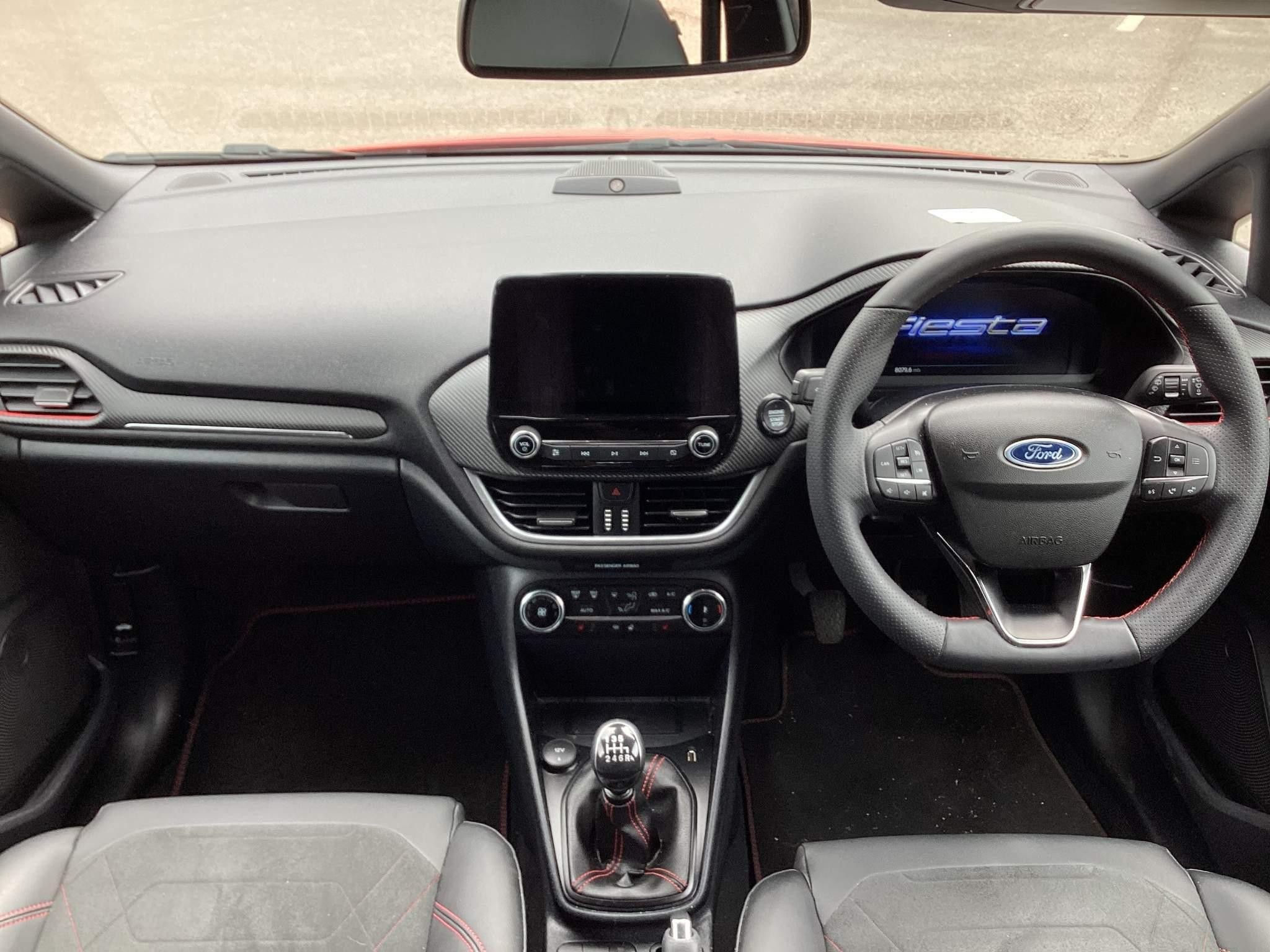 Ford Fiesta Image 12