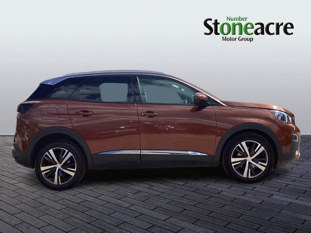 Peugeot 3008 Image 2