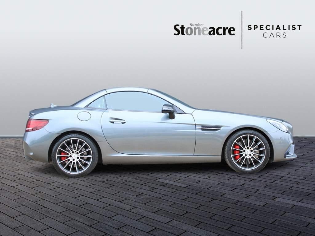 Mercedes-Benz SLC Image 2