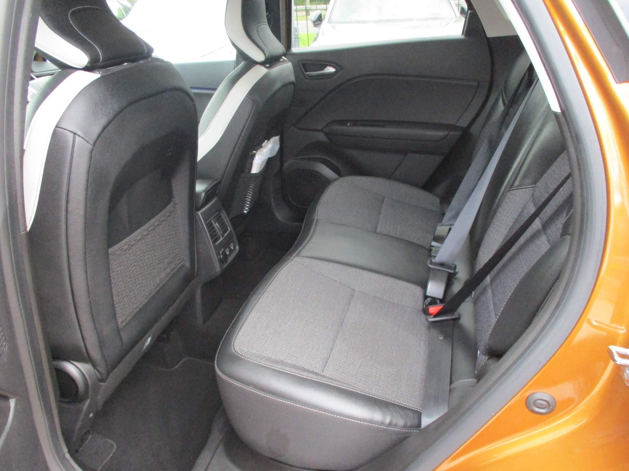 Renault Captur Image 17