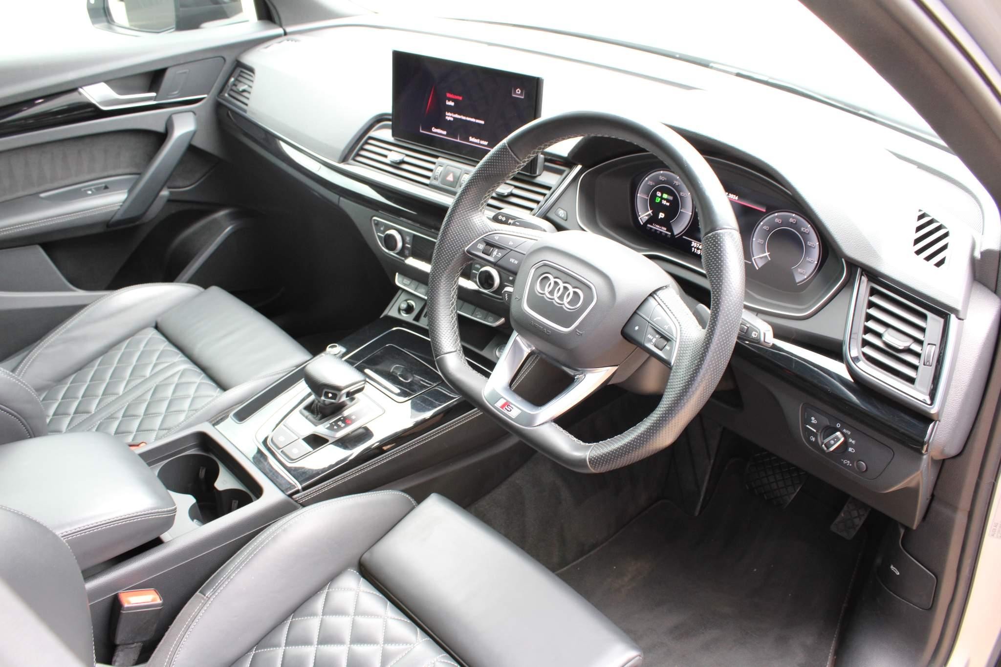 Audi Q5 Image 9