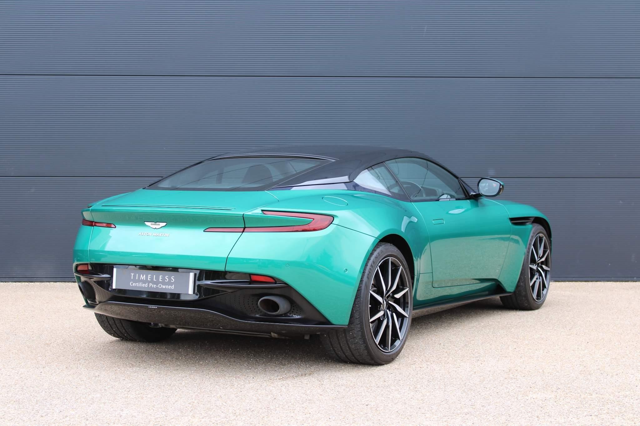 Aston Martin DB11 Image 19