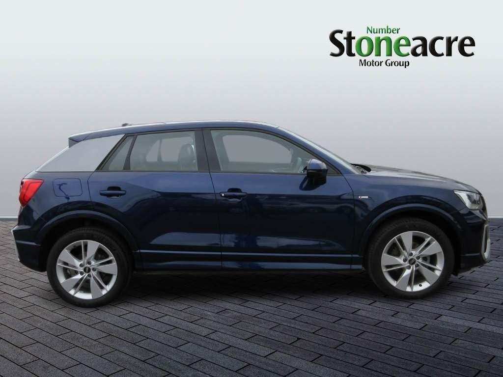 Audi Q2 Image 2