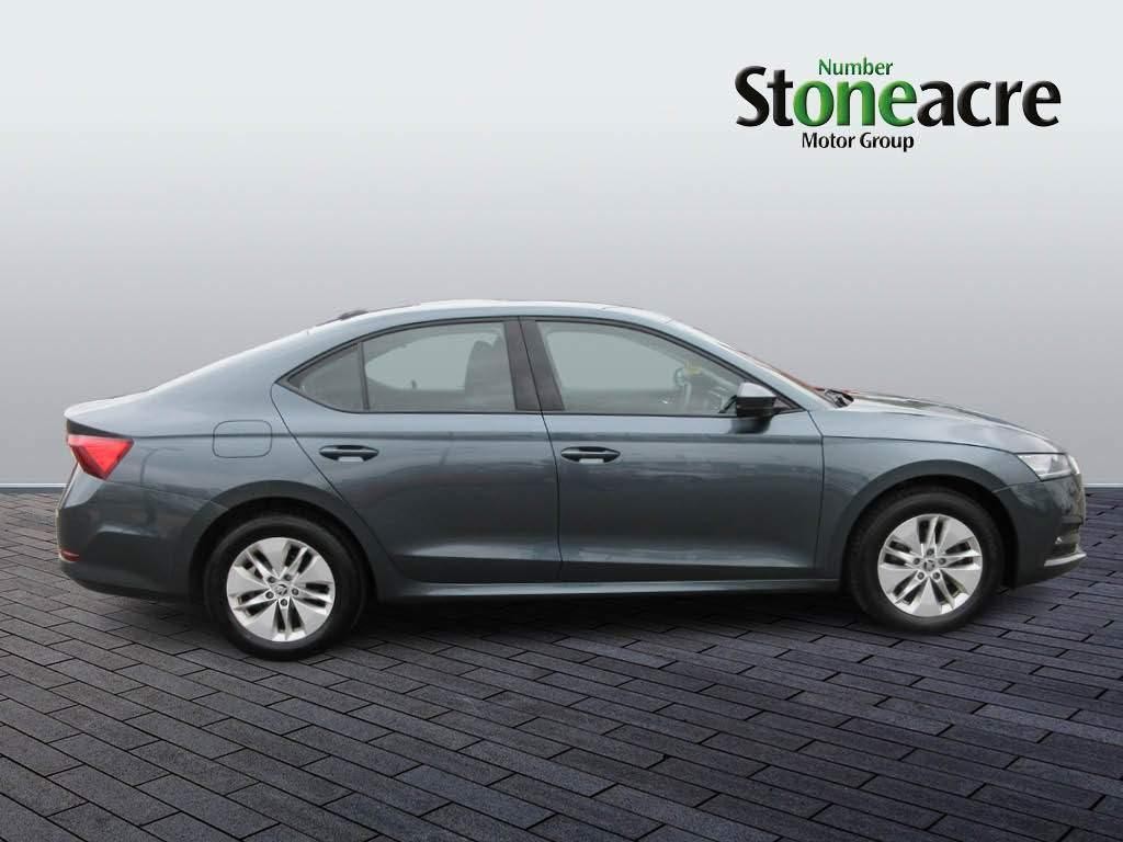 Skoda Octavia Image 2