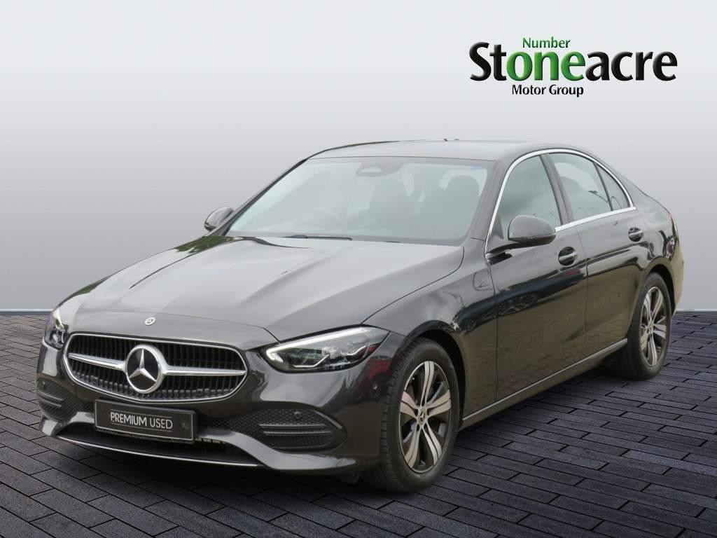 Mercedes-Benz C-Class Image 9