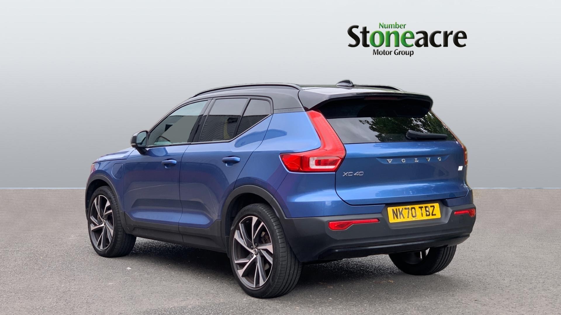 Volvo XC40 Image 2