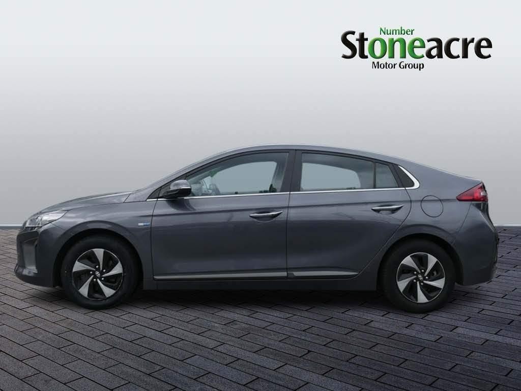 Hyundai IONIQ Image 8